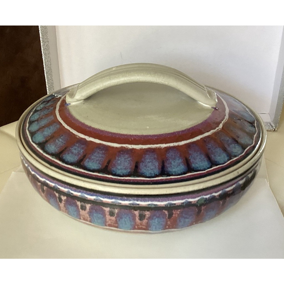 Hand Made Pottery Serving & Baking Dish Bowl Lid Blue & Clay Red Drip Vntg 1990 - Picture 1 of 10